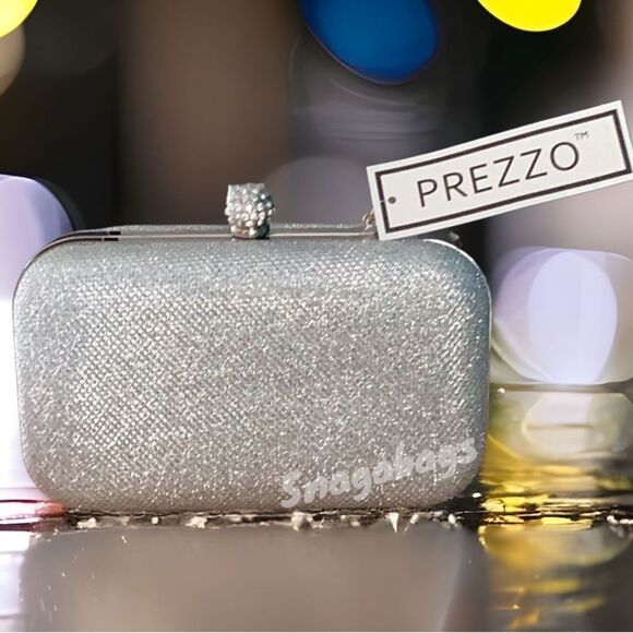 PREZZO NWT SILVER CLUTCH CROSSBODY BAG BLING SHINY RHINESTONE SPECIAL EVENT - Picture 1 of 7